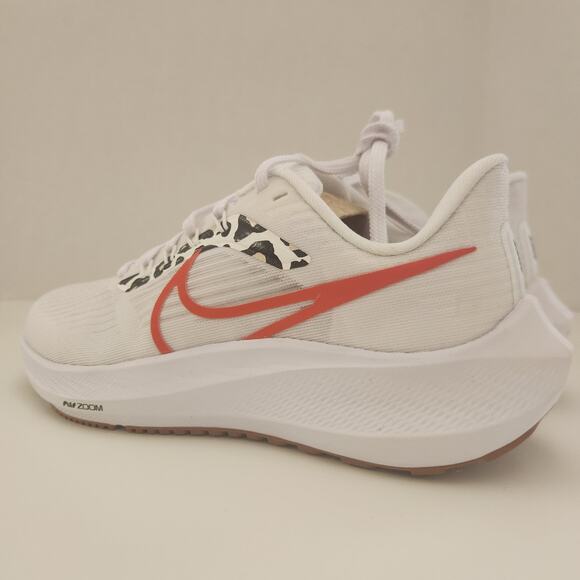 NIKE Women's air zoom Pegasus 39, White Team Orange Platinum Tint, 6 - Picture 4 of 10
